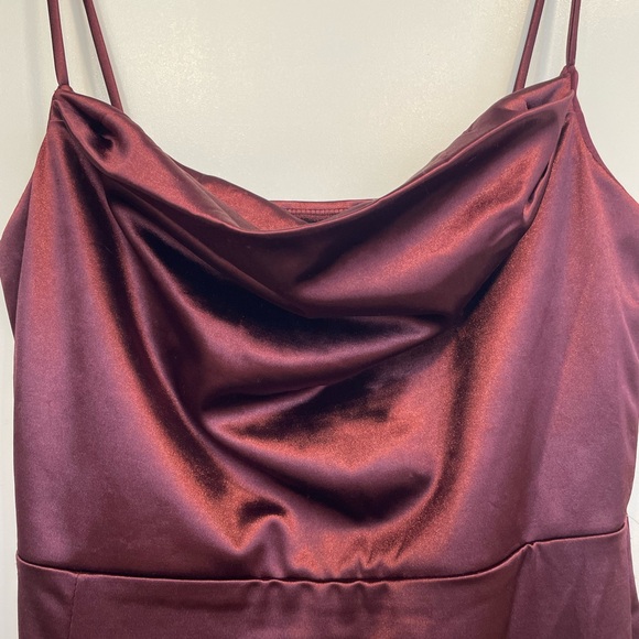 Windsor Spaghetti Strap Maroon Dress - Picture 3 of 5